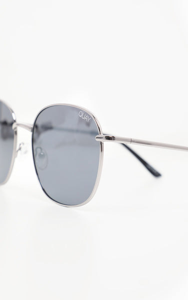 Quay Jezabell Gunmetal Sunglasses / Silver Lenses