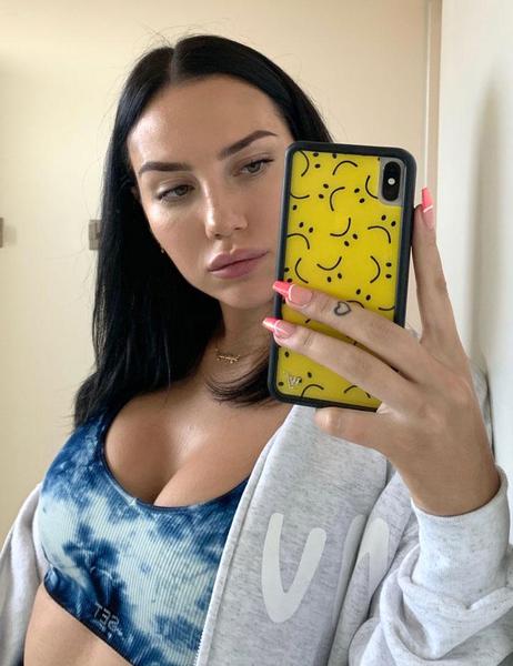 Wildflower - Sadurday iPhone XR Phone Case