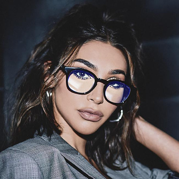 Quay Walk On Black Eyeglasses / Clear Blue Light Lenses